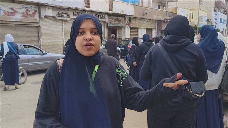 خروج طالبات ثانية