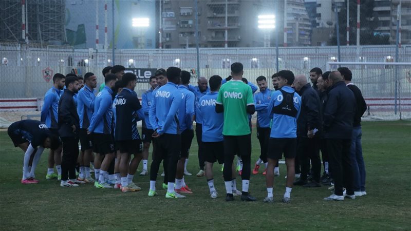جروس مع لاعبي الزمالك