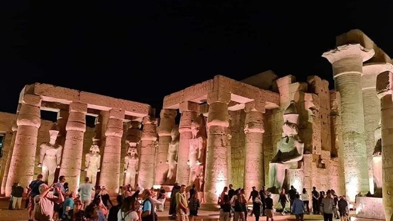 استعدادات حفل افتتاح