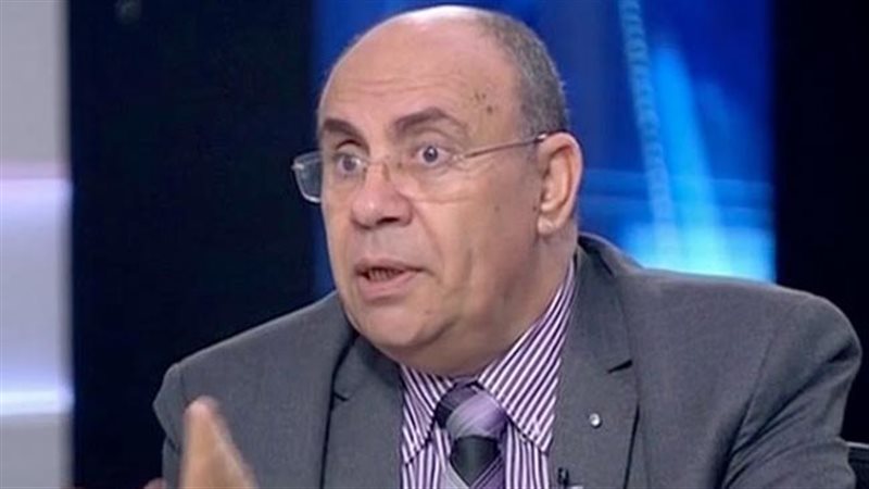 الدكتور مبروك عطية