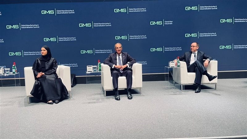 د. عمرو طلعت خلال