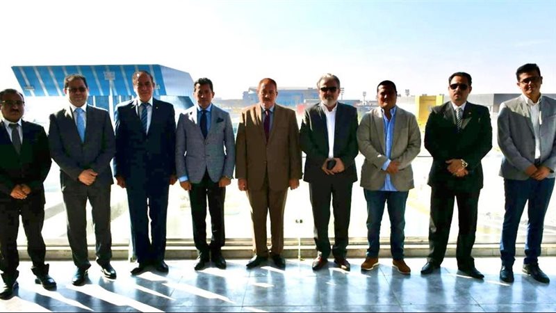 وزير الشباب والرياضة