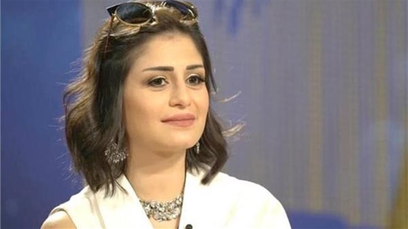 الفنانة منة فضالي