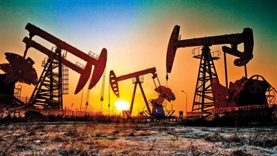 أسعار البنزين على كف عفريت.. ماذا يعني قرار سحب النفط من الاحتياطي الإستراتيجي؟