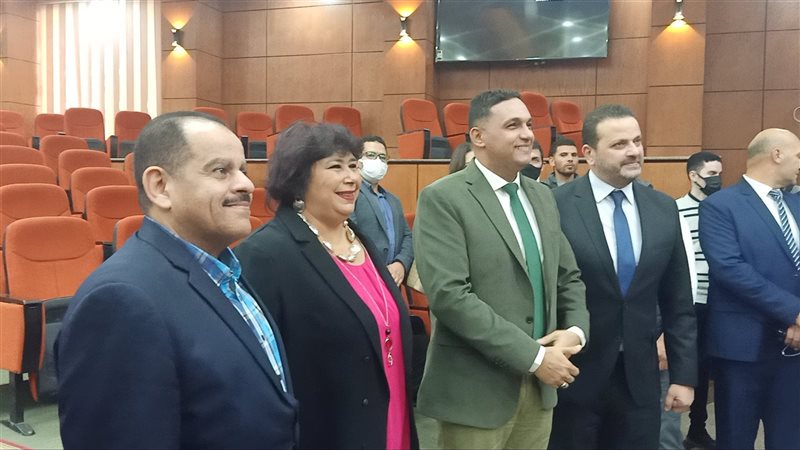وزيرة الثقافة بديوان