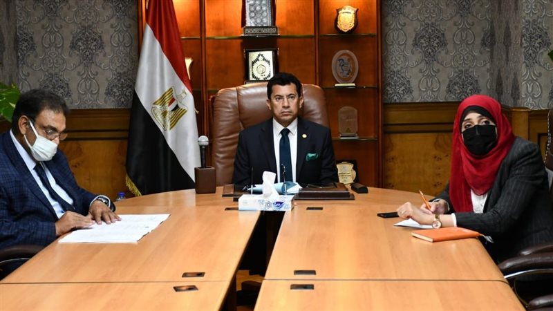 الدكتور أشرف صبحي