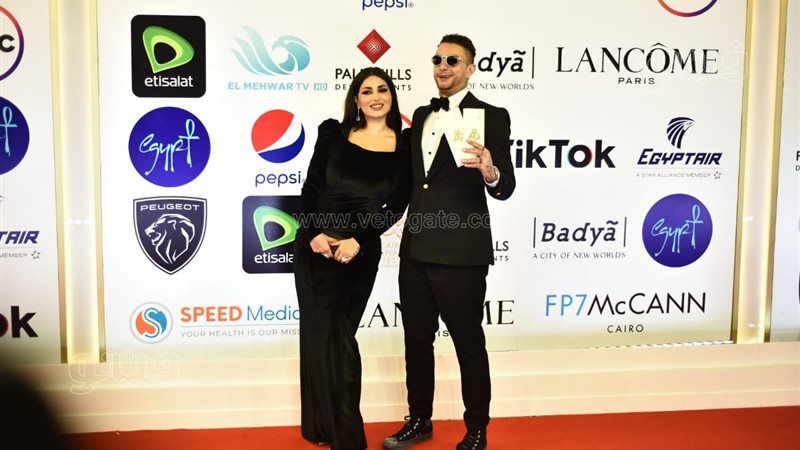 أحمد الفيشاوي وزوجته