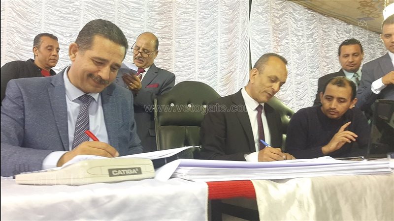 لحظة إعلان انتخابات