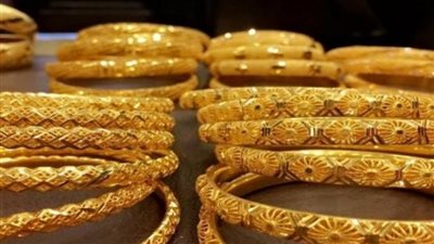 أخبارالاقتصاد| طن الفول يرتفع ألفي جنيه.. والذهب يفقد 20 جنيهًا بسبب Omicron
