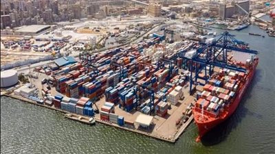 ميناء الإسكندرية: تزايد في حركة السفن وتداول البضائع
