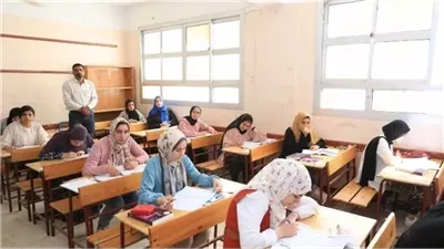 في المجمل سهل، آراء طلاب ثانية ثانوي بالبحيرة في امتحان الرياضة البحتة (بث مباشر)