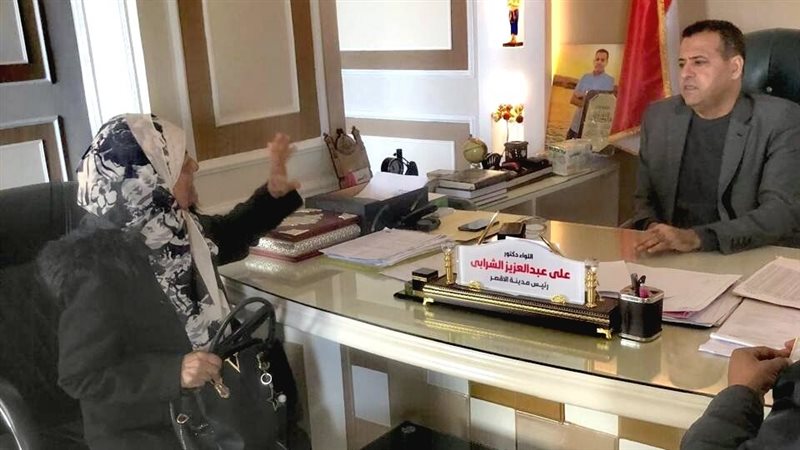 أثناء اللقاء 