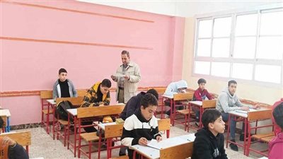 تصاعد المطالب بإلغاء امتحانات أبريل، والتربية والتعليم تحسم الجدل