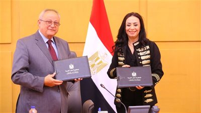 وزيرة التضامن ومدير مكتبة الإسكندرية يوقعان بروتوكول تعاون لتقديم الدعم وتنمية قدرات الأسرة والطفل 