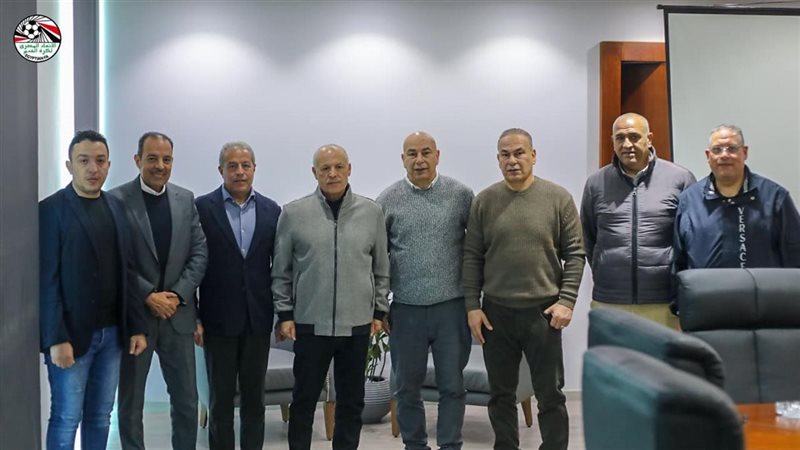أبو ريدة مع التوأم