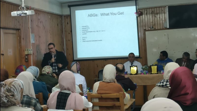 ندوة بمستشفي السنبلاوين،