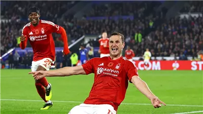 توتنهام يسقط في ملعبه أمام نوتنجهام فورست 2-1 بالدوري الإنجليزي 