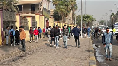 فرحة طلاب ثانية ثانوي بامتحان التاريخ: سهل جدًّا واللي مذاكرش يحله (فيديو)