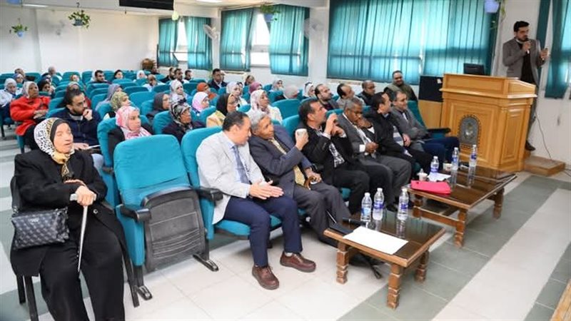 ندوة علمبة بمستشفى