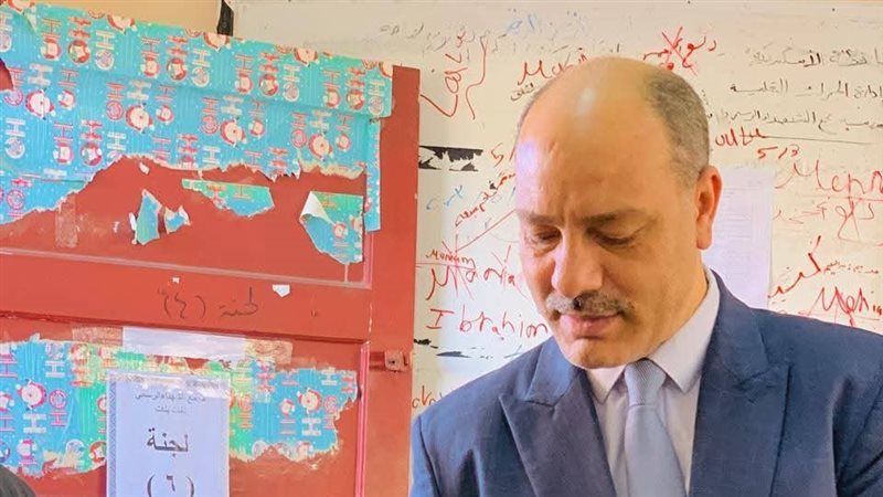الدكتور عربى أبوزيد