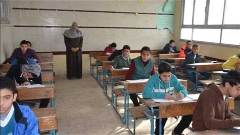 امتحانات الفصل الدراسي