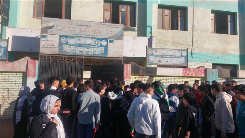 دخول طلاب الشهادة