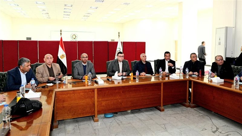 وزير الإسكان