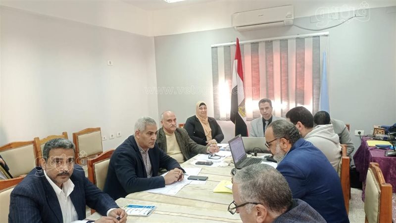 وكيل الوزارة يتابع