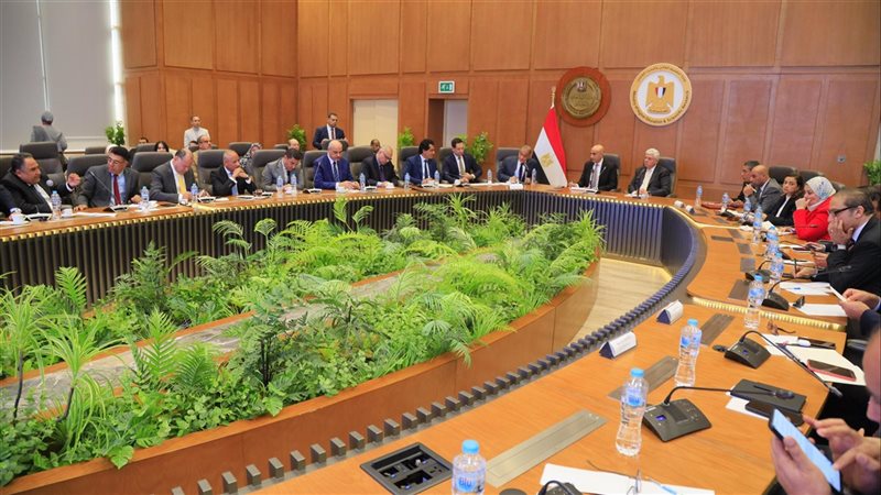 اجتماع محمد عبد اللطيف