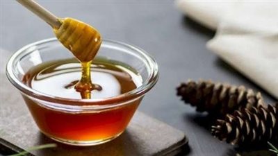 تفسير رؤية العسل الأبيض في المنام وعلاقتها بالرزق الحلال والنجاح في العمل 