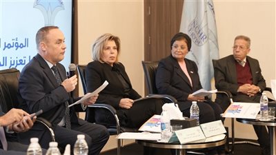 نائب وزير الصحة تؤكد أهمية العمل على تمكين المرأة
