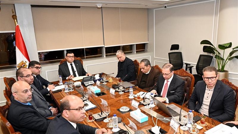 اجتماع وزير الاسكان