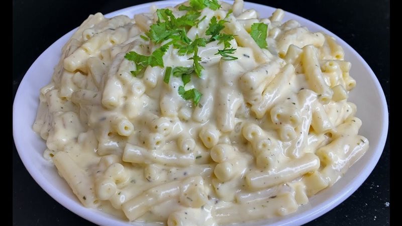 مكرونة وايت صوص،