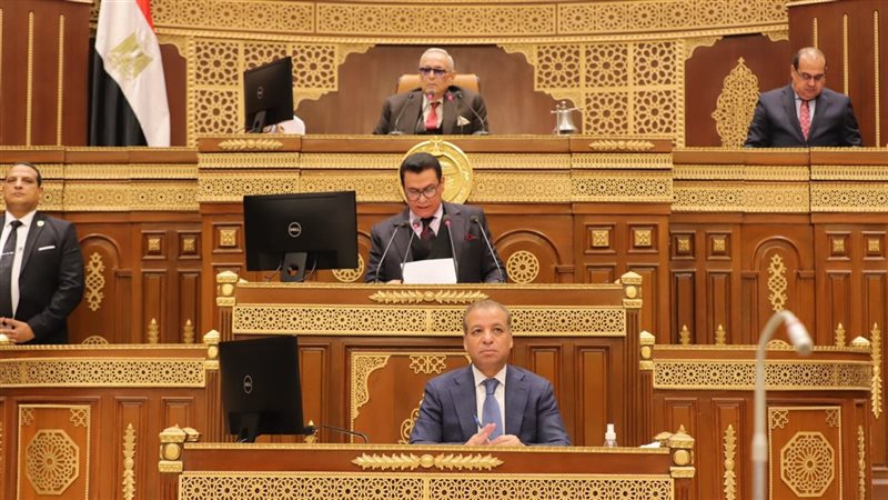 مناقشة النهوض بقطاع