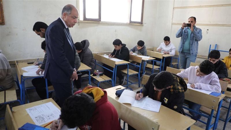 الشهادة الإعدادية