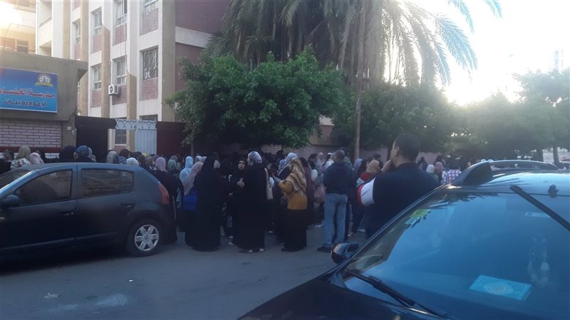  طلاب الشهادة الإعدادية