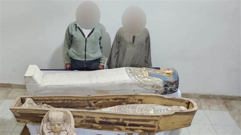 حبس شخصين بتهمة حيازة