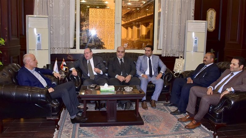 «عمارة» يستقبل وفد