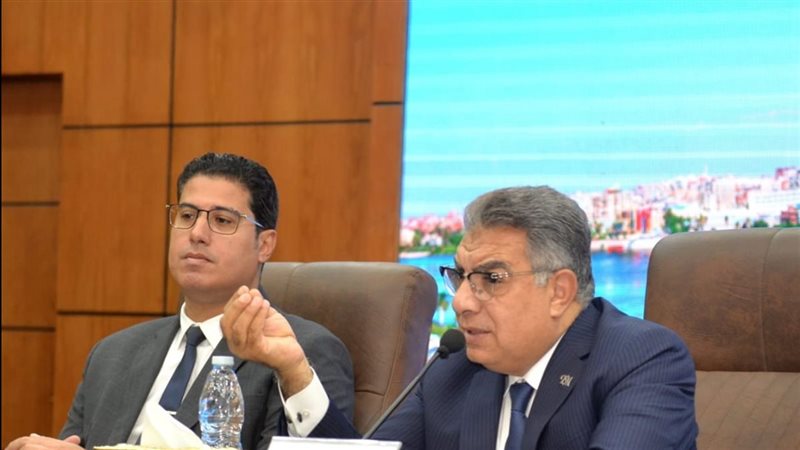 محافظ الدقهلية اللواء