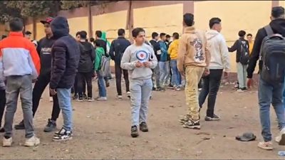 80 ألف طالب وطالبة بالإعدادية يؤدون امتحان الإنجليزي في 240 لجنة بأسيوط