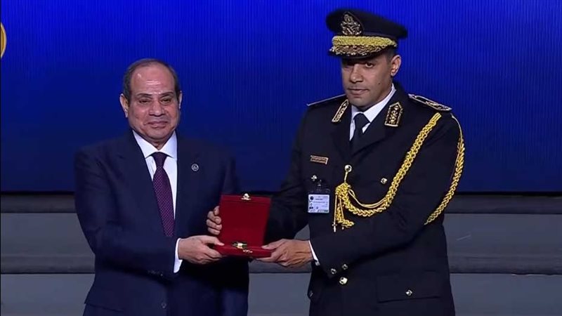 الضباط المكرمين من