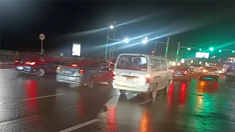 سقوط أمطار على الإسكندرية