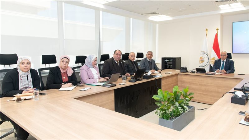 وزير الري الدكتور