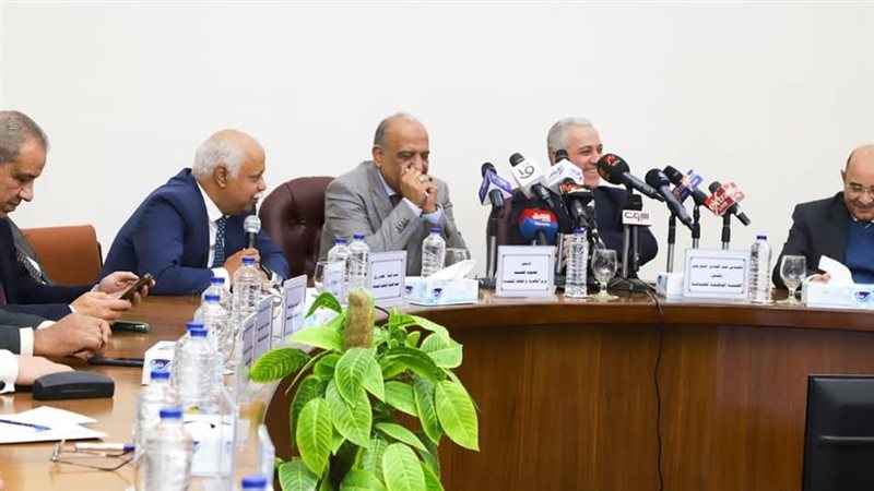لقاء وزير الكهرباء