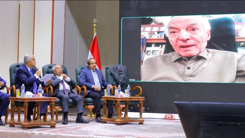 مداخلة فاروق الباز