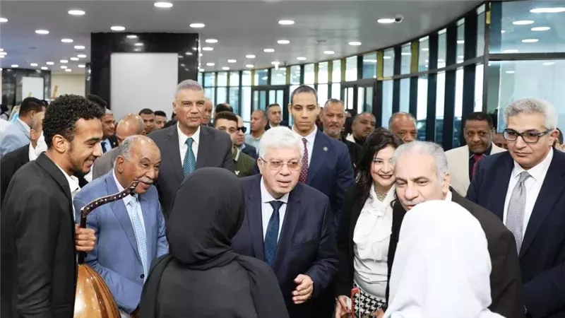 وزير التعليم العالى