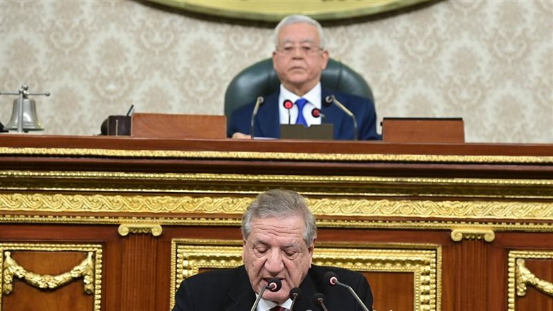 مناقشة حوافز ضريبية
