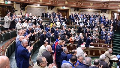 بدء جلسة النواب، ومناقشة قانون العمل بجدول الأعمال