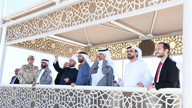 وزير الأوقاف يستقبل