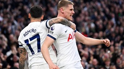 توتنهام يتأهل إلى دور الـ 16 بالدوري الأوروبي بثلاثية أمام إيلفسبورج